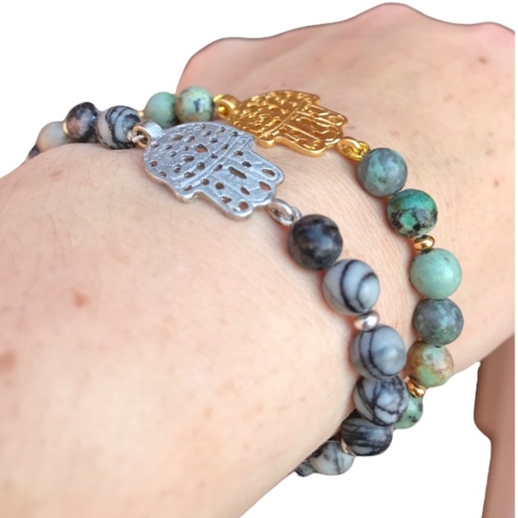 Hamsa Beaded stretch Bracelet - Picture 2 of 13